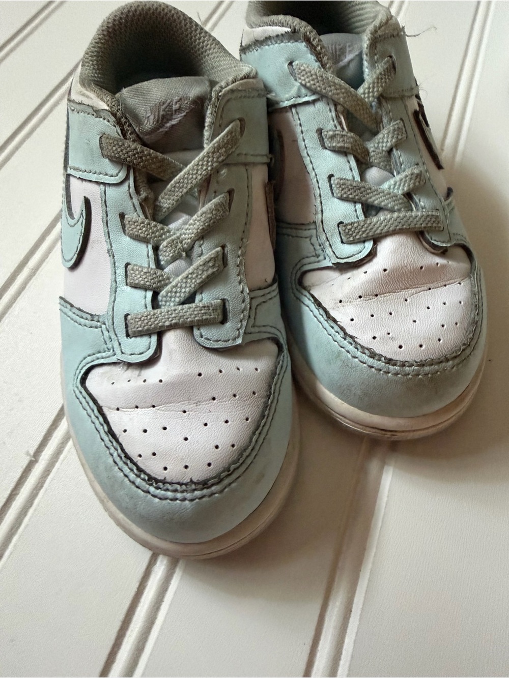 Nike Kids Mint Green and White Low-Top Sneakers - Picture 3 of 6